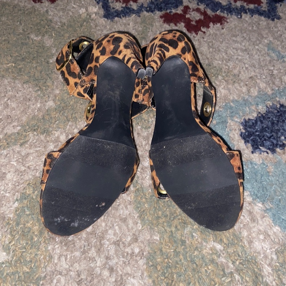Justfab Size 9 Leopard Print Heels - image 3